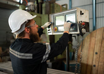 Машинист выдувных машин